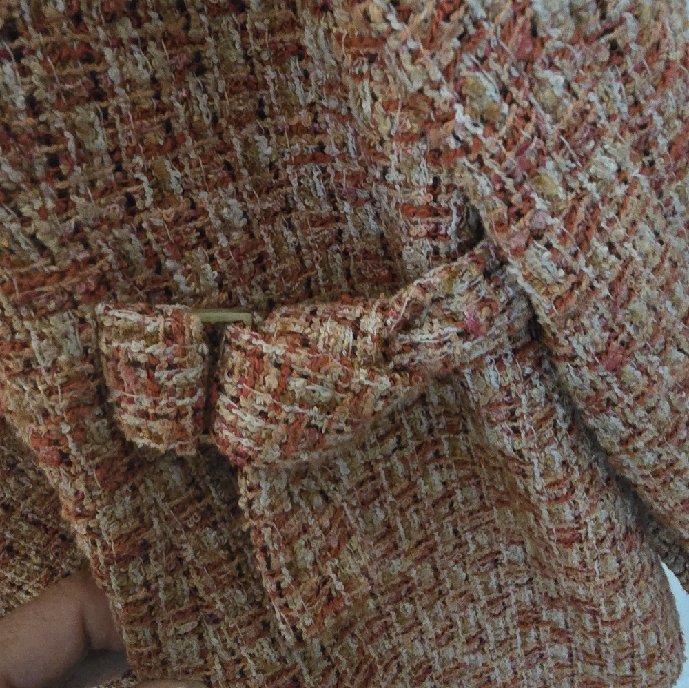 Chanel-esque tweed jacket - Picture 7 of 8